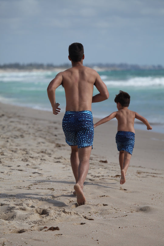 Boys - Whale Shark  - 4 Way Stretch - Eco - Surf Boardshorts